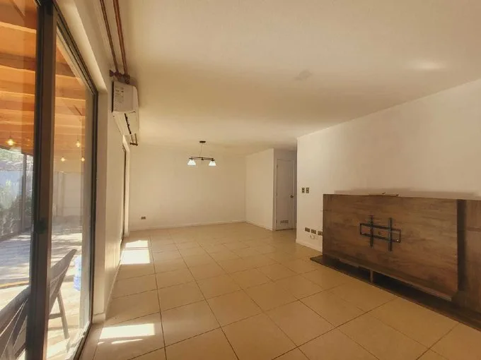 Arriendo de Casa en Buin, Arriendo casa, 3 dorm, 3 baños, patio quincho (33301)
