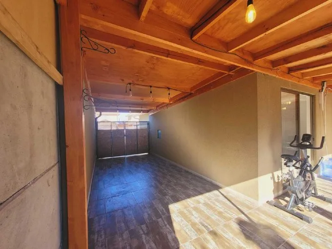 Arriendo de Casa en Buin, Arriendo casa, 3 dorm, 3 baños, patio quincho (33301)