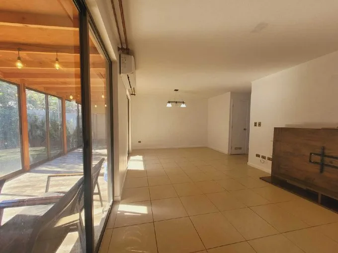 Arriendo de Casa en Buin, Ampliada 3d+2b+logia+terraza (127178)