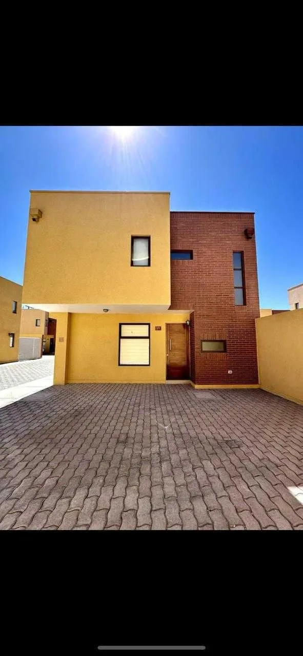 Arriendo de Casa en Calama, Arriendo amplia casa para empresas
