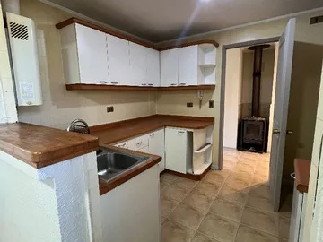 Arriendo de Casa en Chillán, Arriendo casa 3 dormitorios en condominio  (112176)