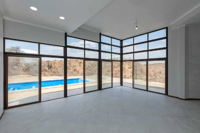 Arriendo de Casa en Colina, Hermosa casa moderna con gran terreno (107272) - 1