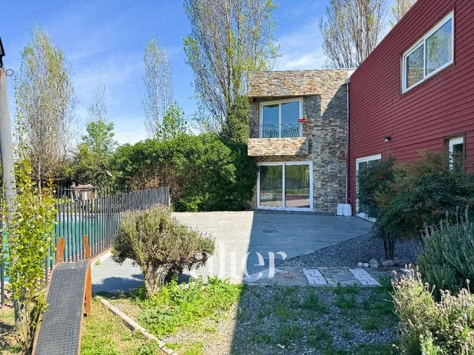 Arriendo de Casa en Colina, Linda y gran casa Condominio 6D4B c/piscina (124326)