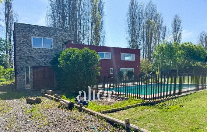 Arriendo de Casa en Colina, Linda y gran casa Condominio 6D5B c/piscina (122360)