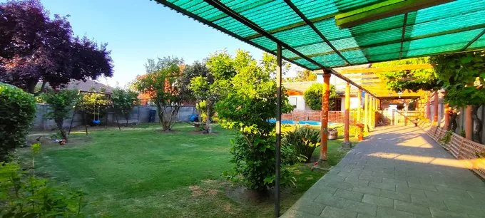 Arriendo de Casa en La Florida, Terreno 1000m2 con 3 casas y muchos extras (88286)