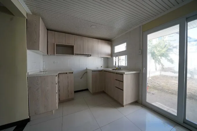 Arriendo de Casa en La Granja, Arriendo casa en la Granja, Av sta Rosa (127915)