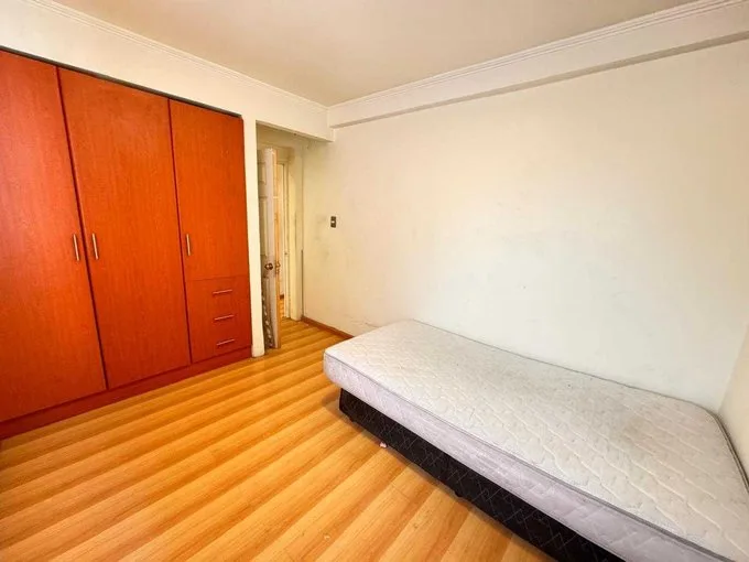 Arriendo de Casa en La Reina, Amplios espacios 3 D/2B / 3 E , Cercano SJVA (63864)