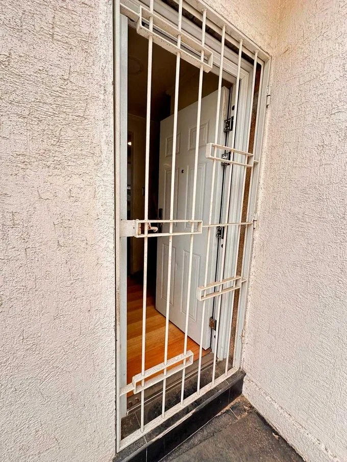 Arriendo de Casa en La Reina, Amplios espacios 3 D/2B / 3 E , Cercano SJVA (63864)
