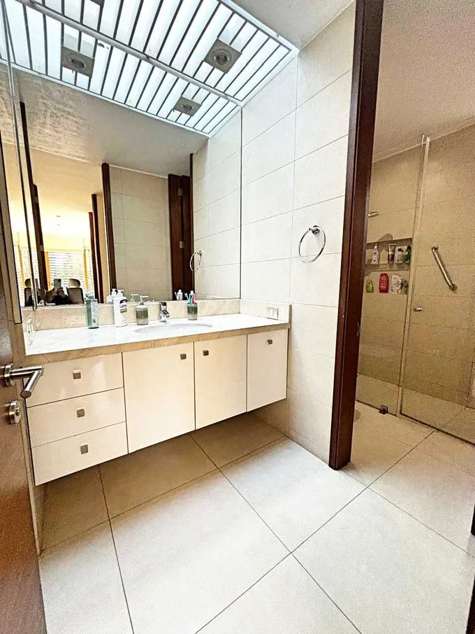Arriendo de Casa en Lo Barnechea, Lo Barnechea // Espectacular (122952)