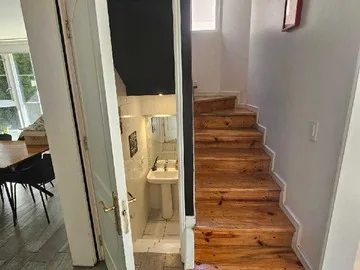 Arriendo de Casa en Lo Barnechea, Luminosa y remodelada casa Amoblada  (129179)