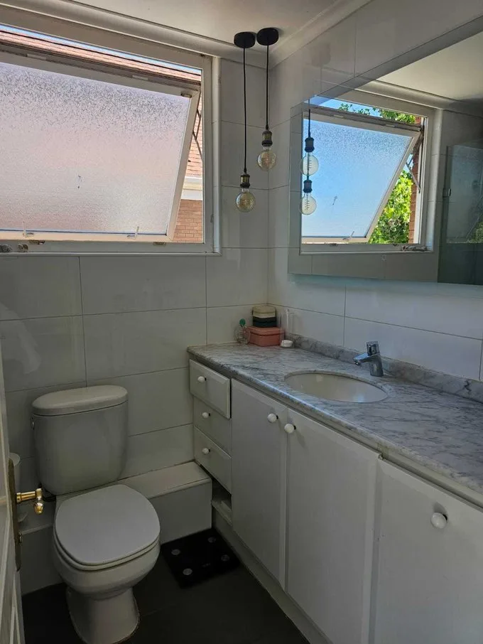 Arriendo de Casa en Lo Barnechea, Luminosa y remodelada casa Amoblada  (129179)