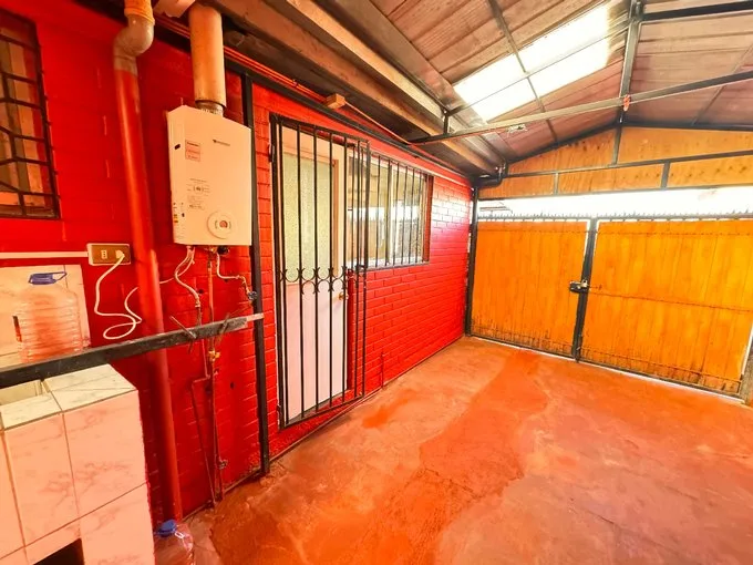 Arriendo de Casa en Maipú, Amplio estacionamiento 3d y 2b (41519)