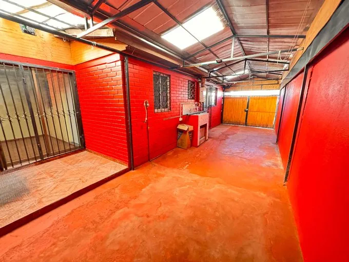 Arriendo de Casa en Maipú, Amplio estacionamiento 3d y 2b (41519)