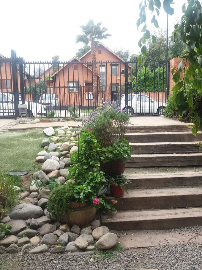 Arriendo de Casa en Peñalolén, En condominio amplia casa 5 dormitorios (124936)