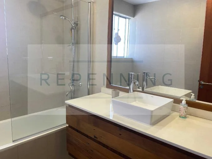 Arriendo de Casa en Providencia, Colegio San Ignacio / Las Flores (119432)