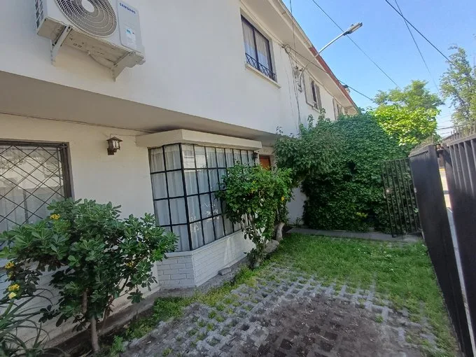 Arriendo de Casa en Providencia, Diego de Almagro 2916