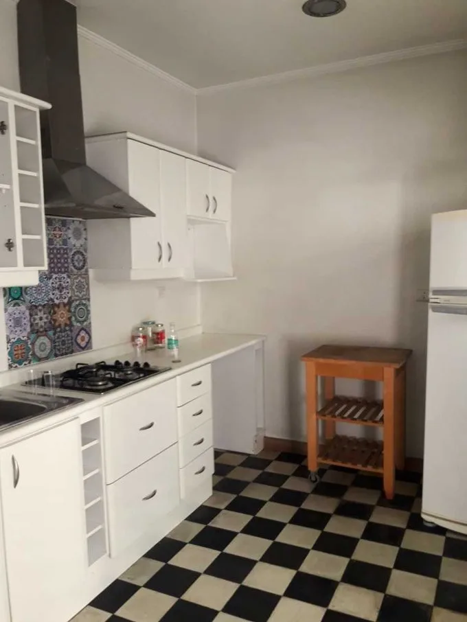 Arriendo de Casa en Providencia, casa de estilo   dos pisos  (121129)