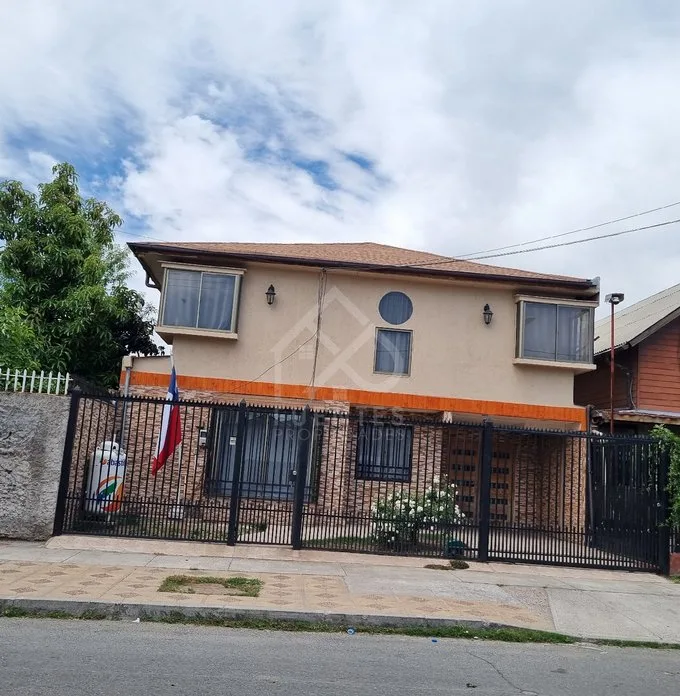Arriendo de Casa en Puente Alto, 4 Dor 3 Baños Santa María del Peñón (127908)
