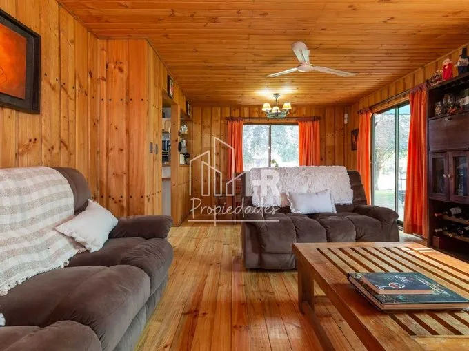 Arriendo de Casa en Til til, Totalmente equipada con cierre verde (105049)