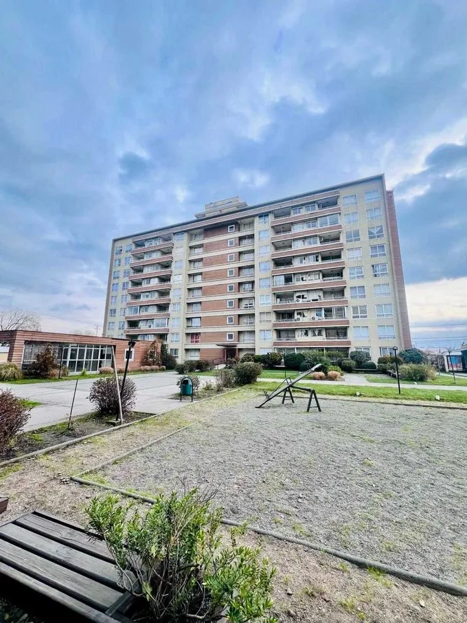 Arriendo de Departamento en Chillán, Cómodo departamento con estacionamiento (124511)