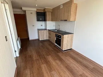 Arriendo de Departamento en Chillán, Luminoso Espacio con Vistas Despejadas (130495)