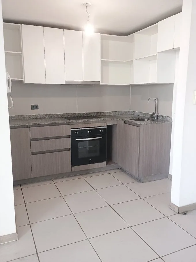 Arriendo de Departamento en Estación Central, Arrienda Departamento 2d+1b+1e+1bo (127902)