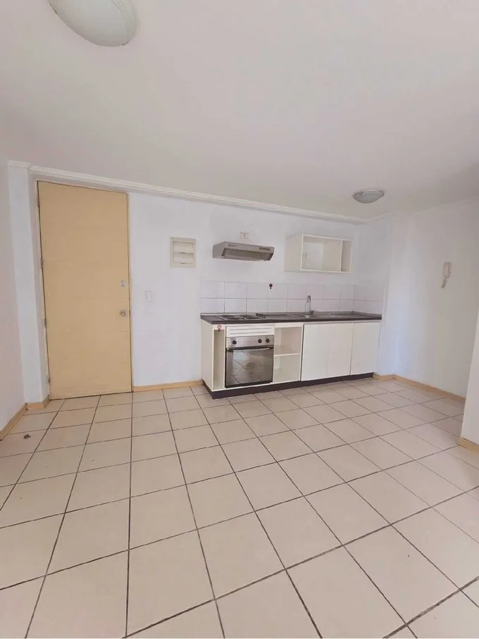 Arriendo de Departamento en Estación Central, Piso 3+ bodega, Metro a 2 cuadras (109997)