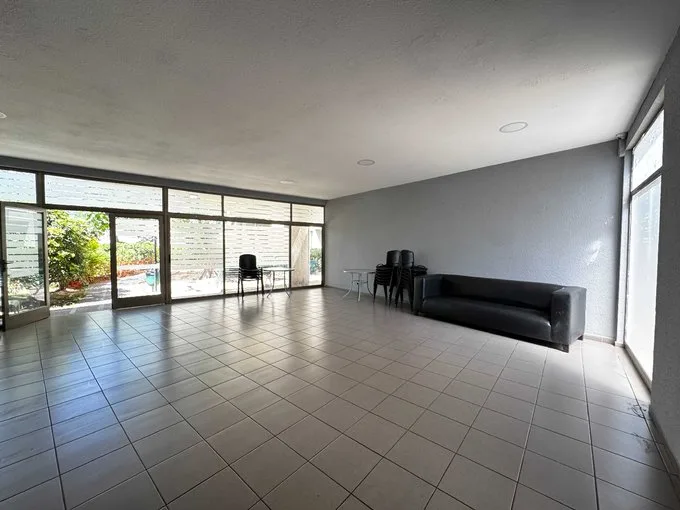 Arriendo de Departamento en Independencia, Amplio, luminoso, excelente ubicación (127021)