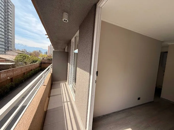 Arriendo de Departamento en La Cisterna, Salas 8973