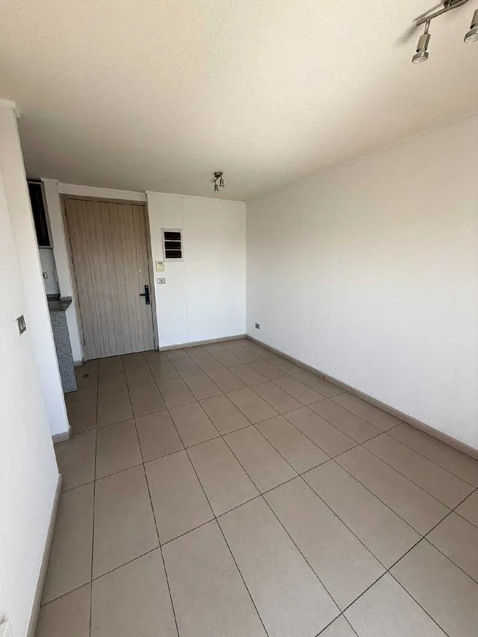 Arriendo de Departamento en La Cisterna, Dpto de 2 dormitorio con opción de  E y B (120355) - 1