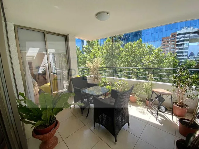 Arriendo de Departamento en Las Condes, Amoblado / Cerro El Plomo (129657)