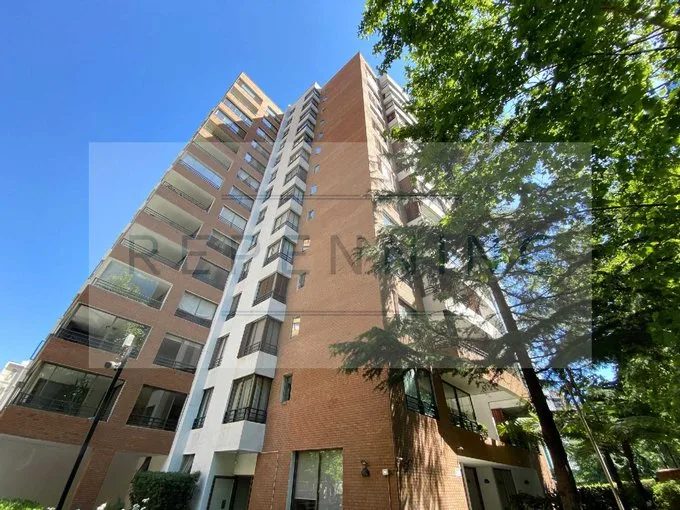 Arriendo de Departamento en Las Condes, Amoblado / Cerro El Plomo (129657)