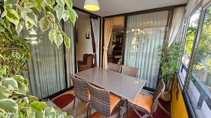Arriendo de Departamento en Las Condes, Amoblado de lujo! Con 2 estacionamientos! (115462)