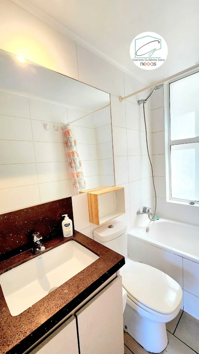 Arriendo de Departamento en Las Condes, Arriendo moderno y bien mantenido con 2 estac (130393)