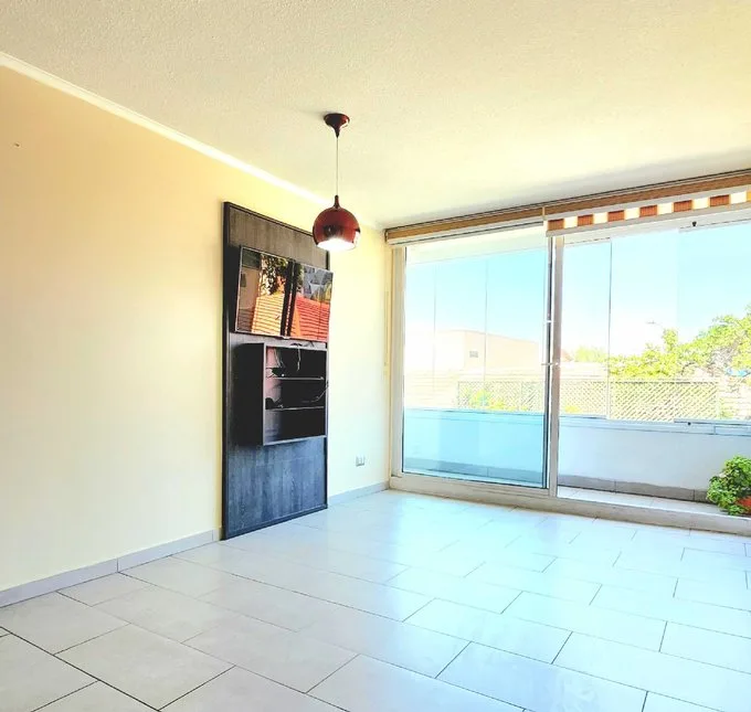 Arriendo de Departamento en Las Condes, Arriendo moderno y bien mantenido con 2 estac (130393)