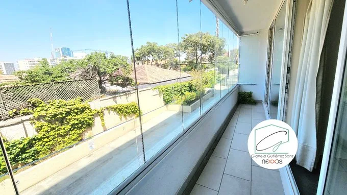 Arriendo de Departamento en Las Condes, Arriendo moderno y bien mantenido con 2 estac (130393)