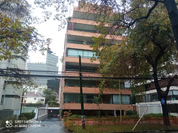 Arriendo de Oficina en Las Condes, Nueva Tajamar-Andres Bello