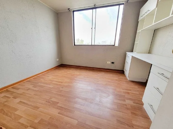 Arriendo de Departamento en Macul, Dpto 2D, cocina separada – Froilan Roa (127583)