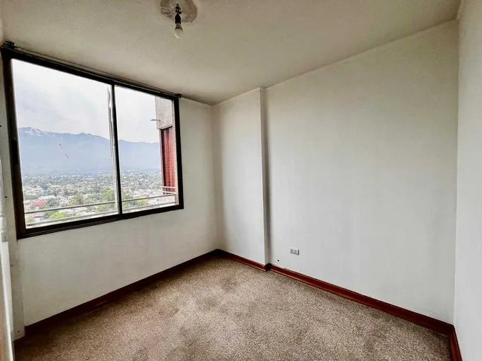Arriendo de Departamento en Macul, Muy luminoso. Vista despejada. 2d 2b (121294)