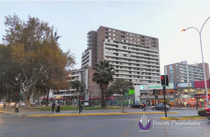 Arriendo de Departamento en Ñuñoa, Departamento iluminado y remodelado (129566)