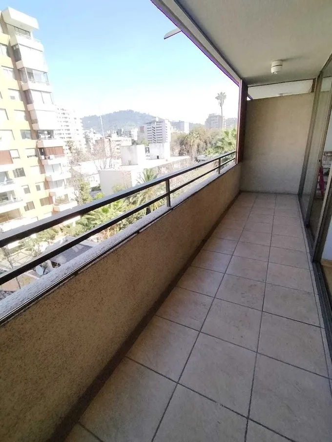 Arriendo de Departamento en Providencia, Gran vista y terraza, estacionamiento, metro (129206)