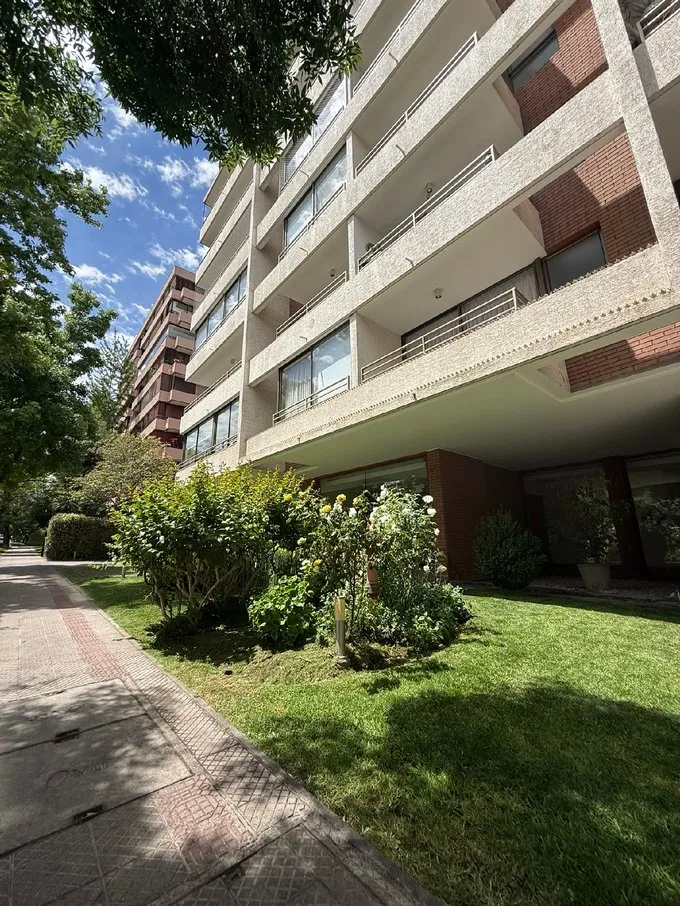 Arriendo de Departamento en Providencia, Calle California, Providencia, calle silenciosa