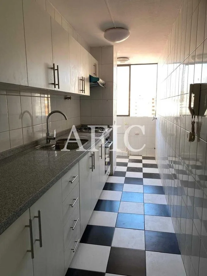 Arriendo de Departamento en Providencia, Moderno Hogar en Corazón de la Ciudad (130064)
