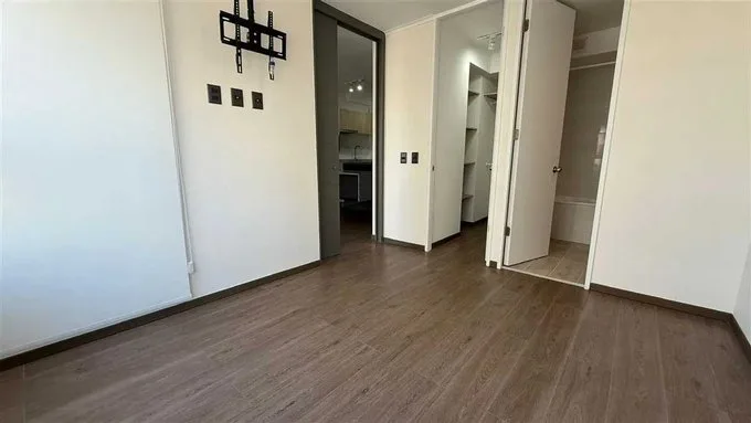 Arriendo de Departamento en San Joaquín, Luminoso dpto de 1d/1b/1e/1b (126365)