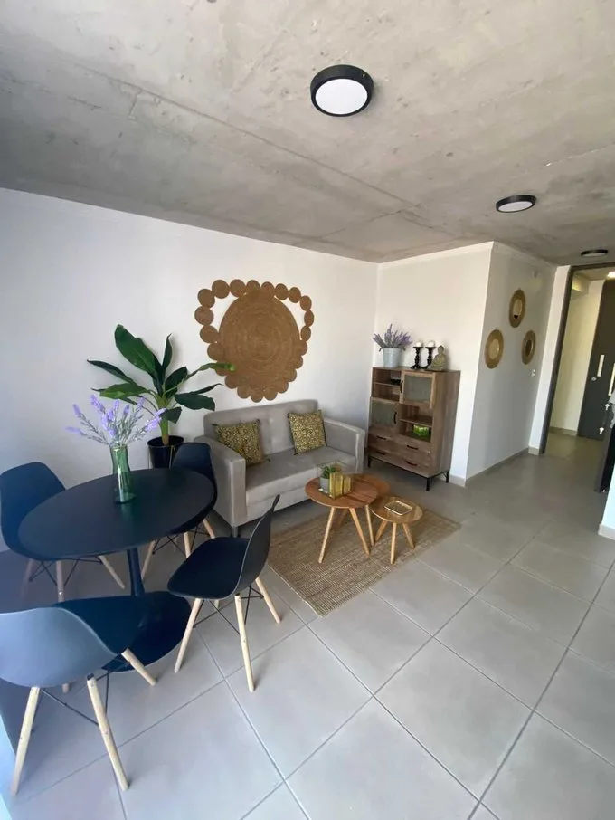 Arriendo de Departamento en San Miguel, Cercanos a supermercados y colegios (125426)
