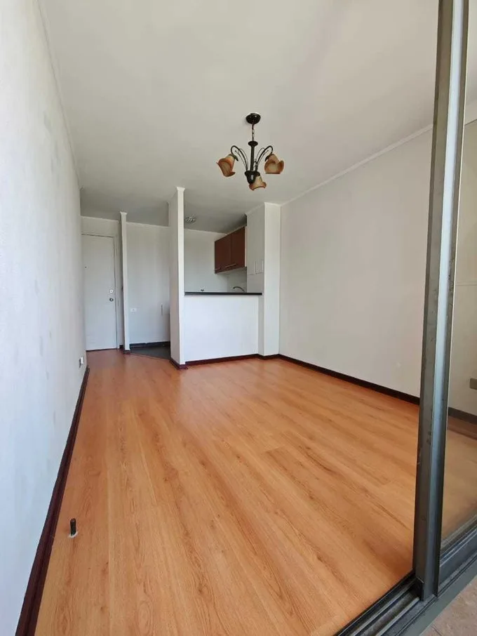 Arriendo de Departamento en San Miguel, Luminoso arriendo en san miguel  (130084)