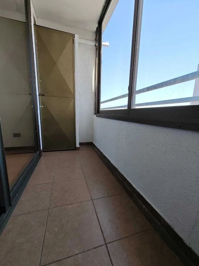 Arriendo de Departamento en San Miguel, Luminoso arriendo en san miguel  (130084)