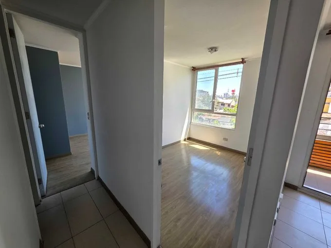 Arriendo de Departamento en San Miguel, Magdalena Vicuña 2D2B con estacionamiento (101149)