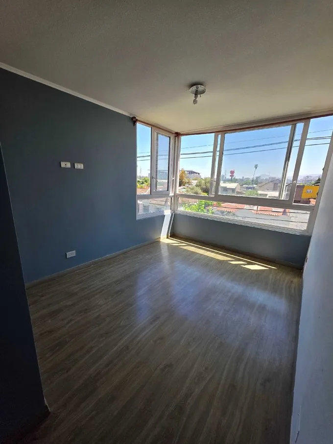 Arriendo de Departamento en San Miguel, Magdalena Vicuña 2D2B con estacionamiento (101149)