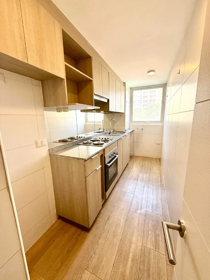 Arriendo de Departamento en San Miguel, Metro/ 2dorm/ Estacionamiento (129025)